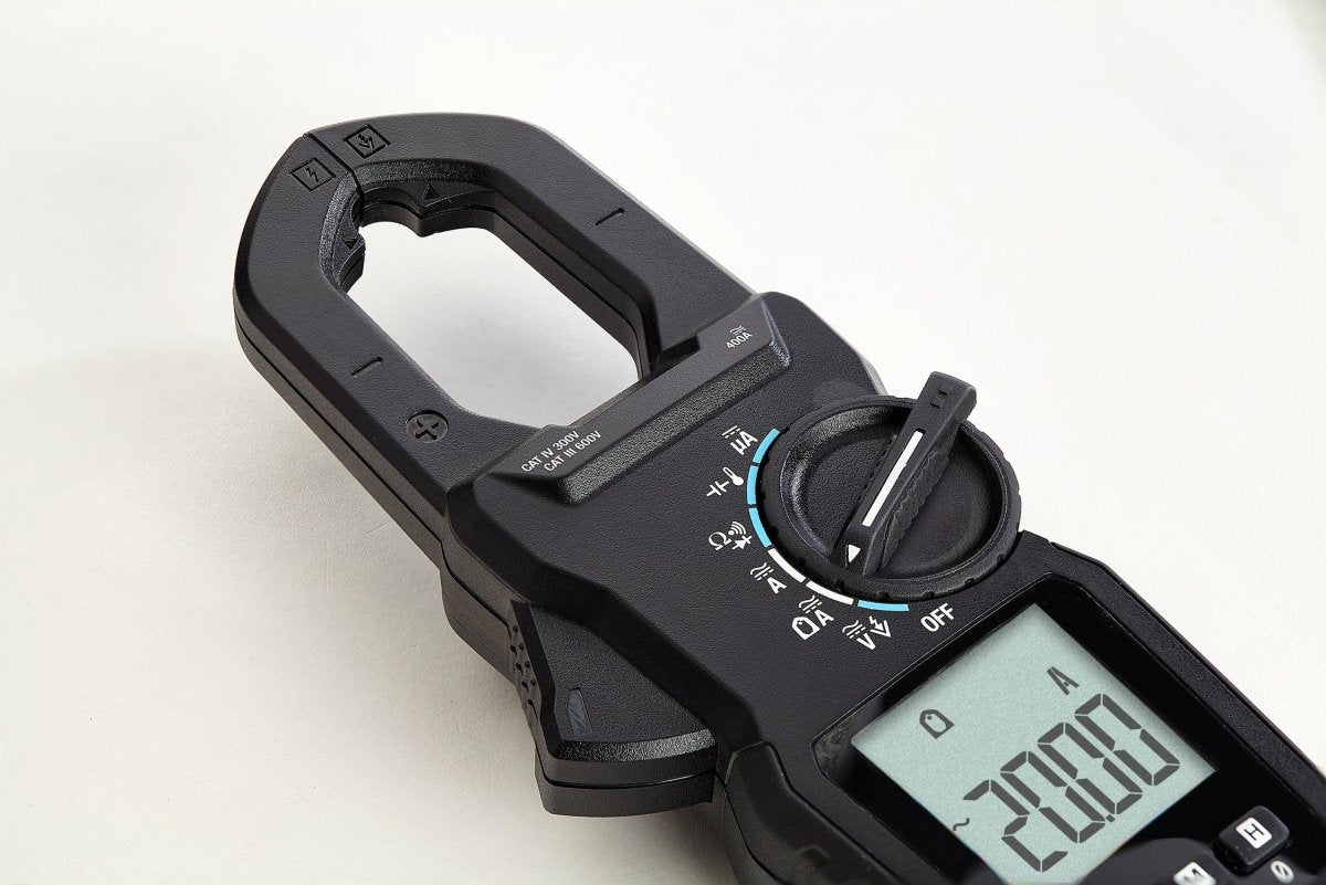 FLIR CM46 Amperímetro de Gancho con Cámara Térmica 80x60 - Colvin y Cia Ltda.