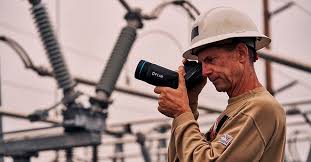 FLIR T865 Dual FOV 14°/24° (PN: 89214-0201) – Cámara Termográfica 640×480 con Óptica FlexView™ de Campo de Visión Dual